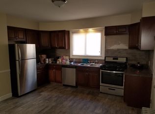 18 Fairview St #1, Providence, RI 02908