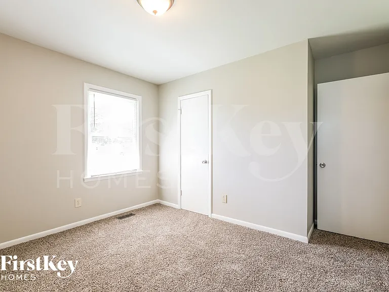 7016 Sun Valley Way — Photo 15