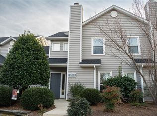 3781 Wayfarer Dr, Greensboro, NC 27410