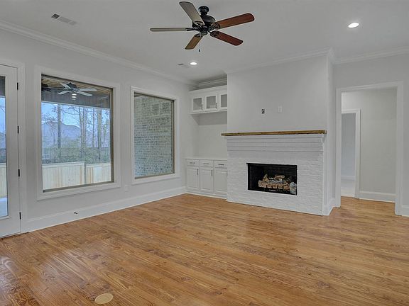 5th image of 145 Stone Creek Dr