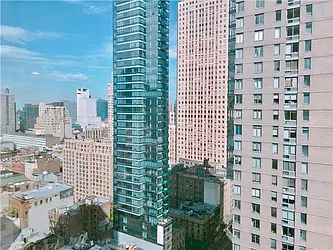 Rented by RELO REDAC INC.