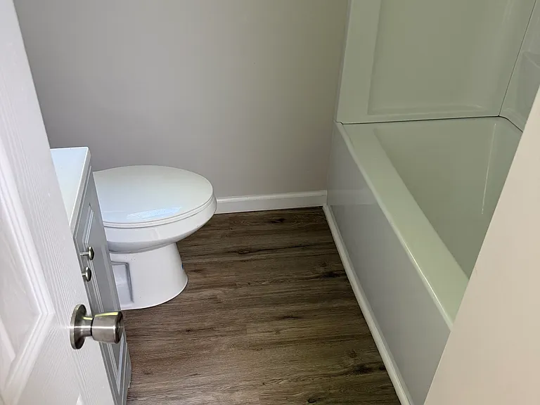 84 Higbie Dr — Photo 13