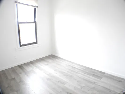 Rented by Beyond Property Group | media 17