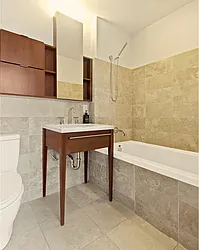 Rented by R New York