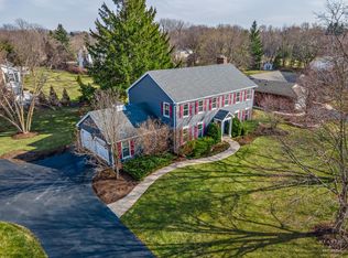 539 Fox Glove Ln, Barrington, IL 60010