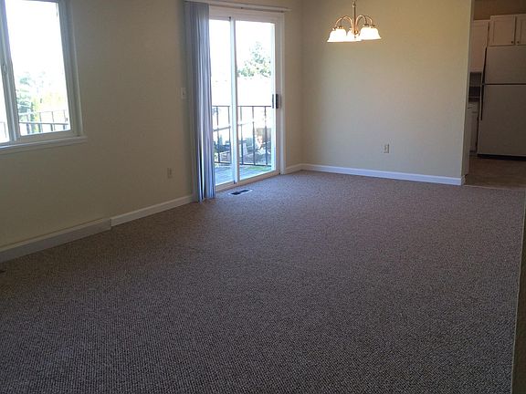 2nd image of 505 Santa Roza Dr #B