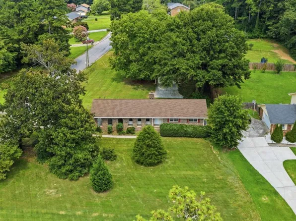 2171 Pinehurst Rd, Snellville, GA 30078
