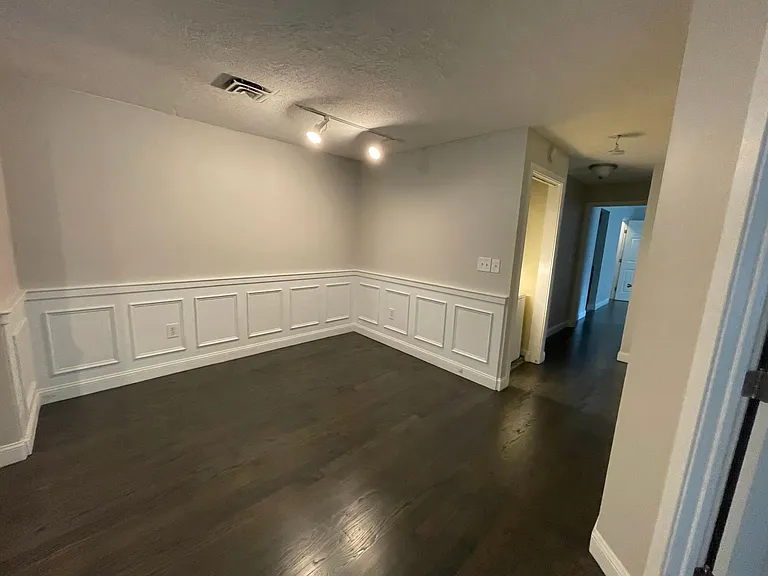 600 Brookside Dr #F — Photo 15