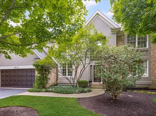 1917 Halifax St, Libertyville, IL 60048