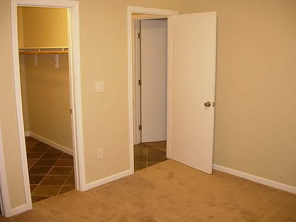8748 Kelley Dr — Photo 10