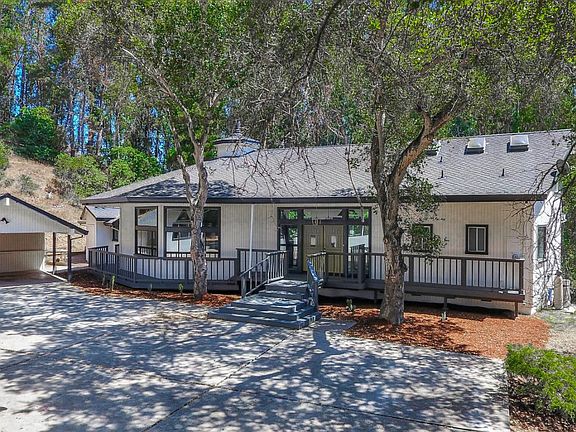 4th image of 16545 Twin Lakes Dr