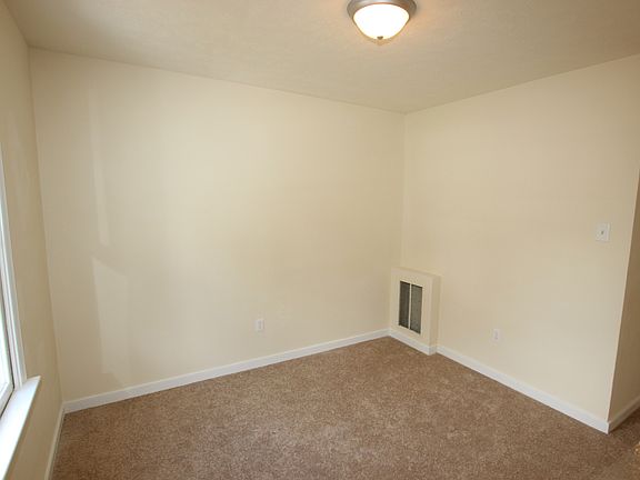 2nd image of 8205 Skirmish Ln