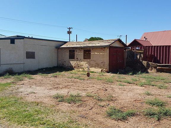 2nd image of 309 E 3rd St Lot 17