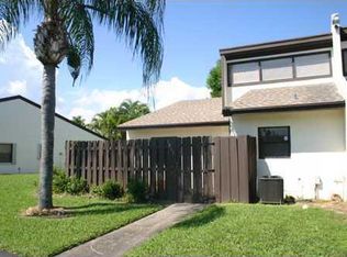 1815 Abbey Rd, West Palm Beach, FL 33415