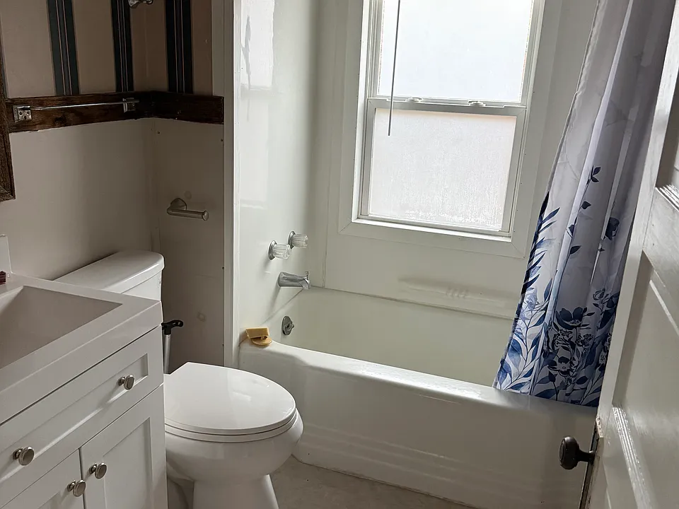 109 Spring Ave #2