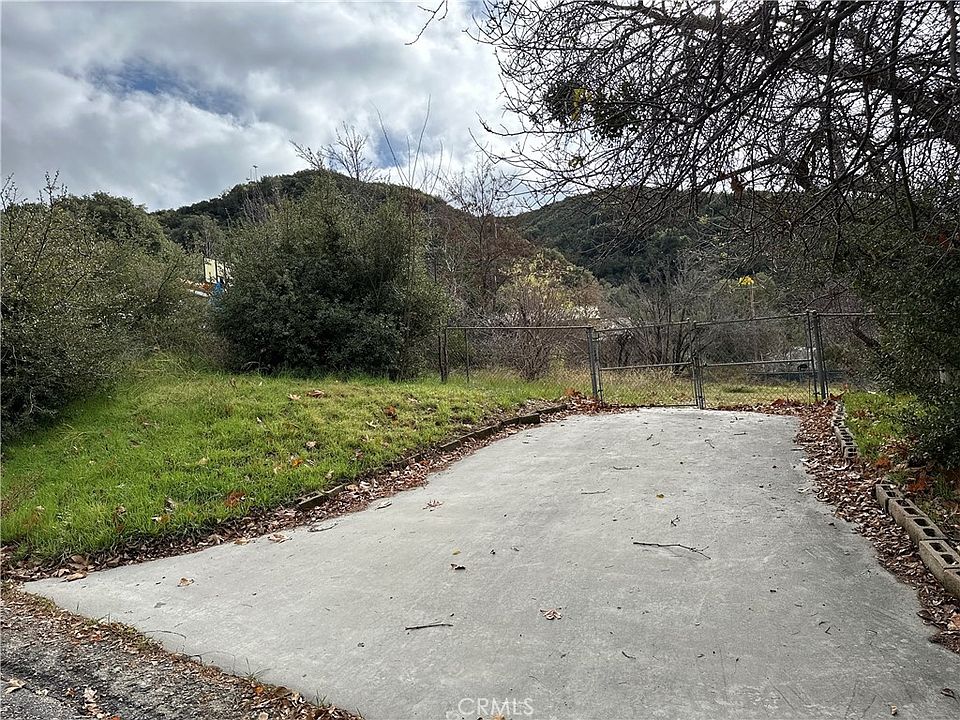 1st image of 14249 Club View Dr #52