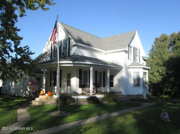 211 Front St, Claremont, MN 55924