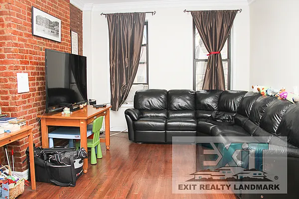 Sold by Exit Realty Landmark | media 18