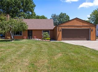 2565 Abbe Rd, Sheffield Village, OH 44054