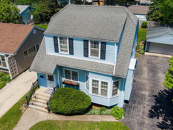 3rd image of 1464 Van Buren Ave
