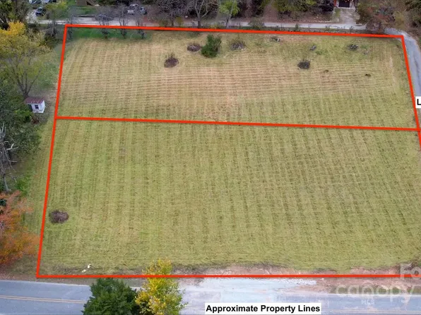 99999 Beaucrest Dr #2, Hendersonville, NC 28792