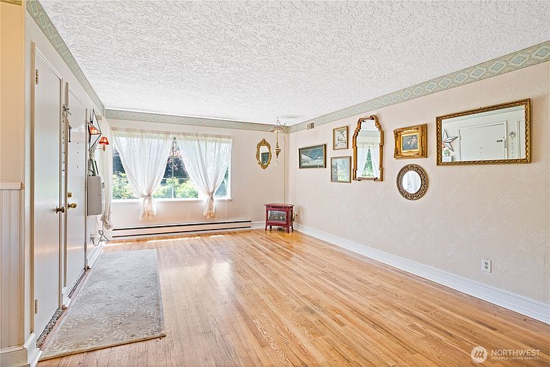 2nd image of 971 19th Avenue