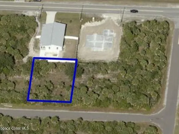 423 La Gorce St SW, Palm Bay, FL 32908