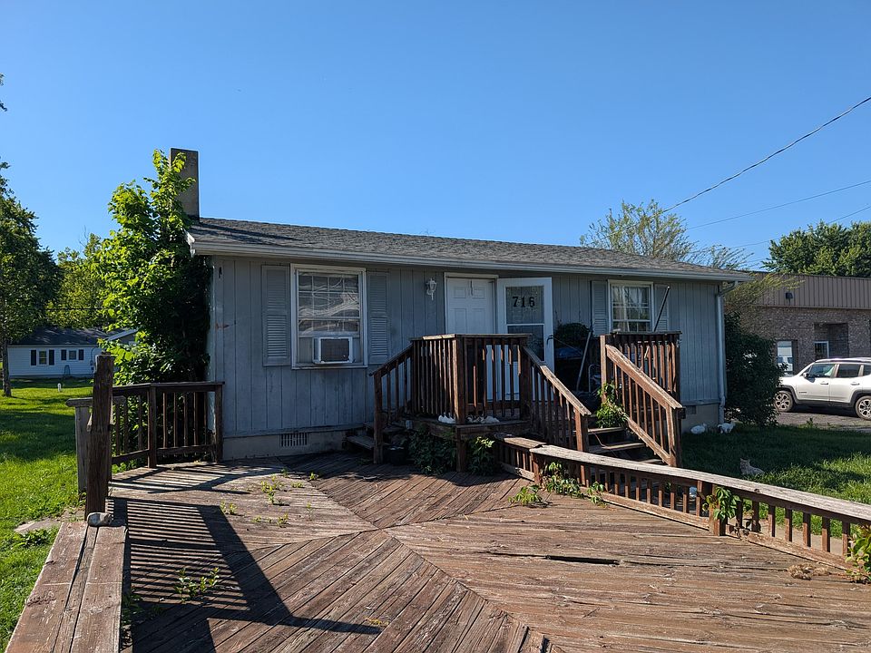 1st image of 716 McCulloch St