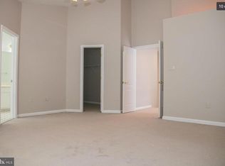 13583 Flying Squirrel Dr, Herndon, VA 20171