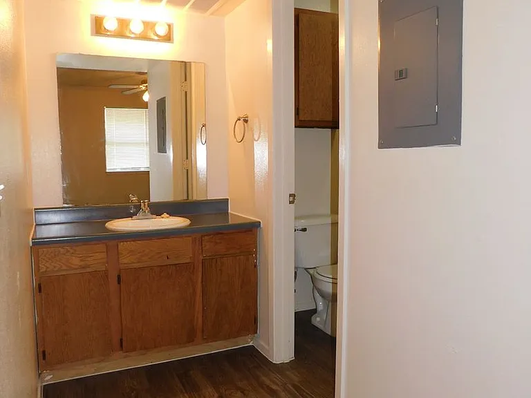Gant Apartments — Photo 16