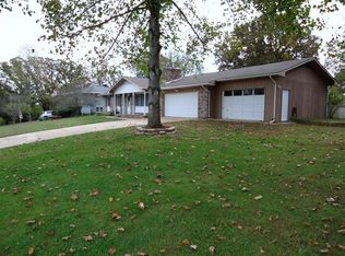 581 Chisholm Trl, Forsyth, MO 65653