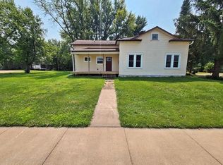 311 W South St, Loyal, WI 54446