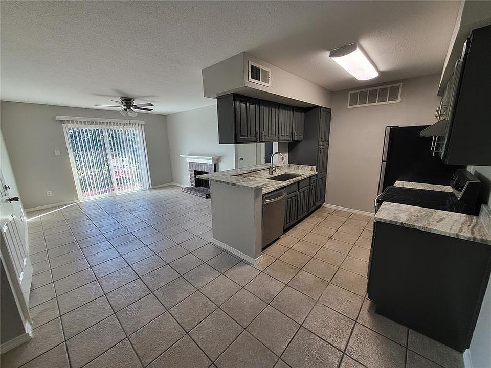 Woodforest Condominiums 12955 Woodforest Blvd Houston TX Zillow