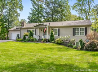 1016 Ottawa Beach Rd, Holland, MI 49424