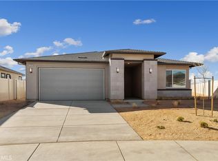 42909 Coronet Dr, Lancaster, CA 93536