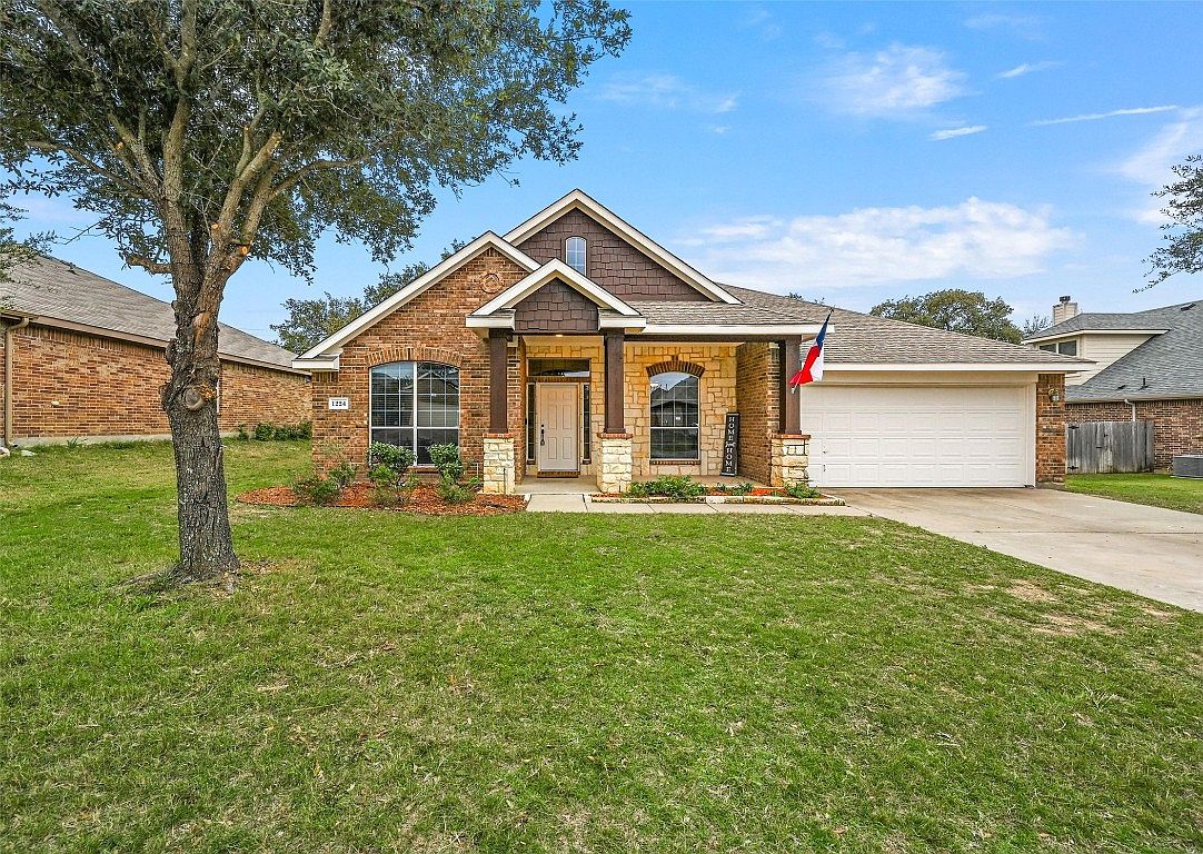 1224 Glenwood Dr, Azle, TX 76020 Zillow