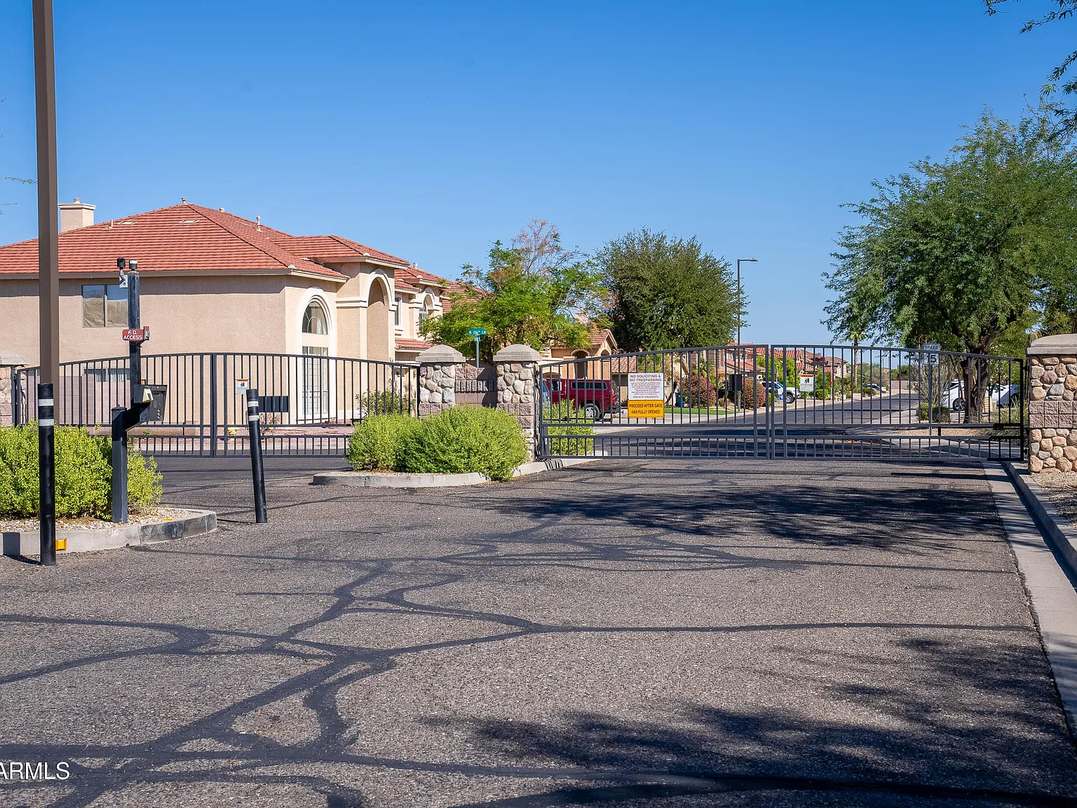 5 bed, 3.5 bath, 3771 sqft, $4,250 — Photo 4