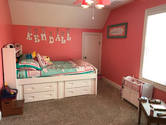 3rd image of 7500 Cherry Blossom Ln