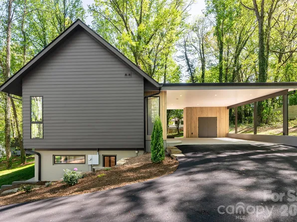 137 English Dr, Candler, NC 28715