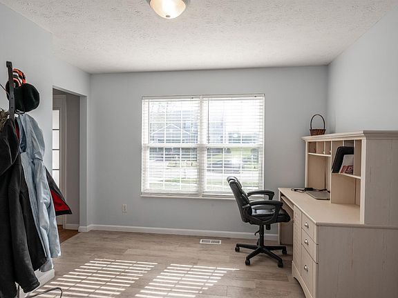 5th image of 6710 Fayetta Dr