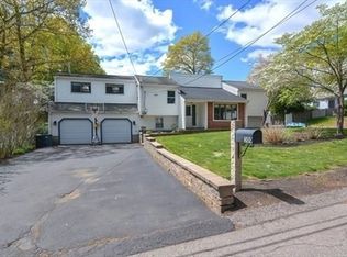 300 Lakewood Dr, Stoughton, MA 02072