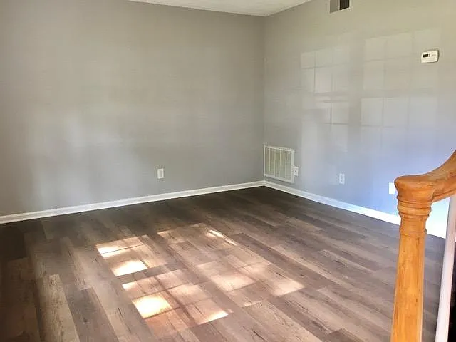 Willow Dr — Photo 5
