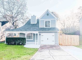 1070 Autumn Crest Dr, Stone Mountain, GA 30083