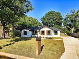 6130 Forest Pines Dr, Pensacola, FL 32526