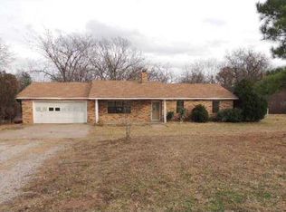 18301 Kings Rd, Shawnee, OK 74801