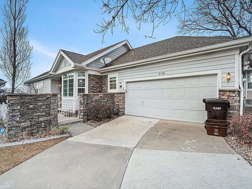 5734 Crestwood Dr