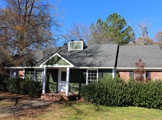 2324 Jim Stokes Ct APT B, Albany, GA 31721