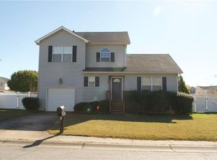 1205 Woods Edge Cir, Suffolk, VA 23434