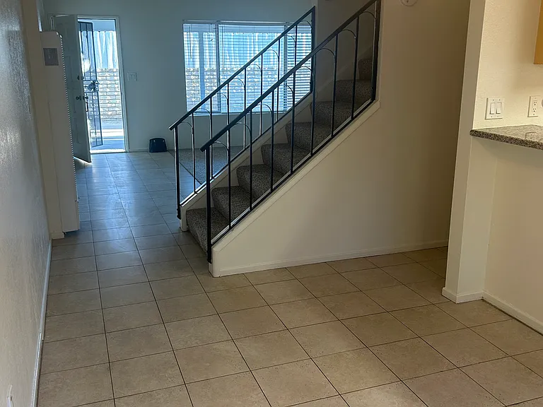 1940 Broadway St #2 — Photo 7