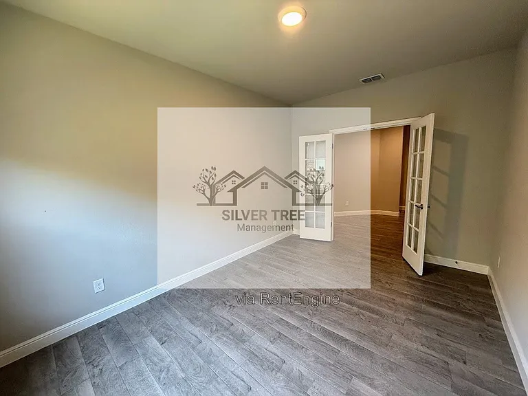 10921 Rockchapel Dr — Photo 21